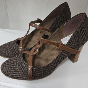Chic Plaid Women's Heels with Brown Straps